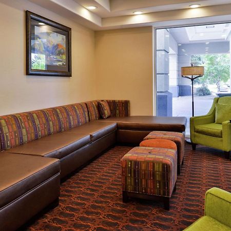 Hampton Inn Idaho Falls / Airport Экстерьер фото