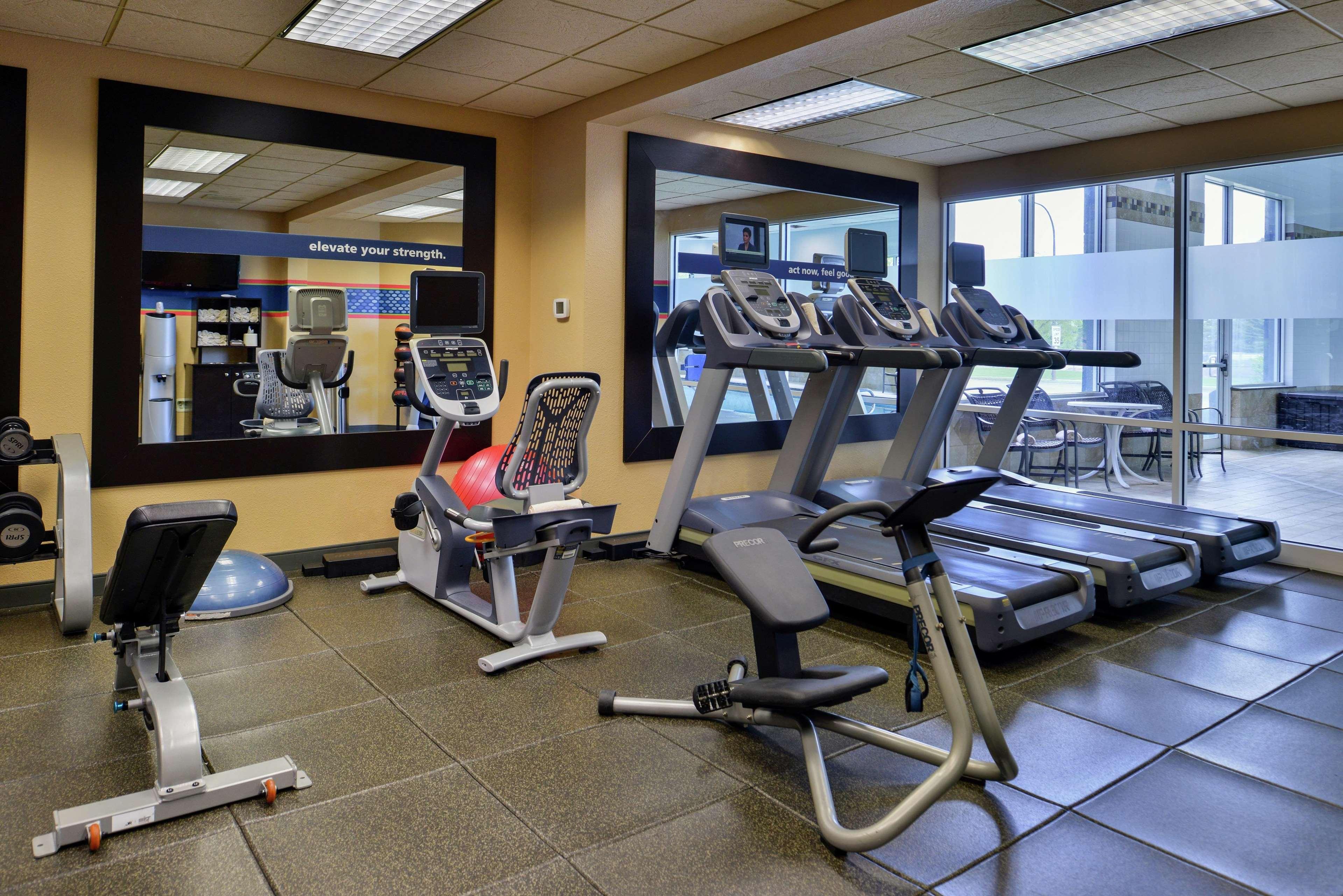 Hampton Inn Idaho Falls / Airport Экстерьер фото