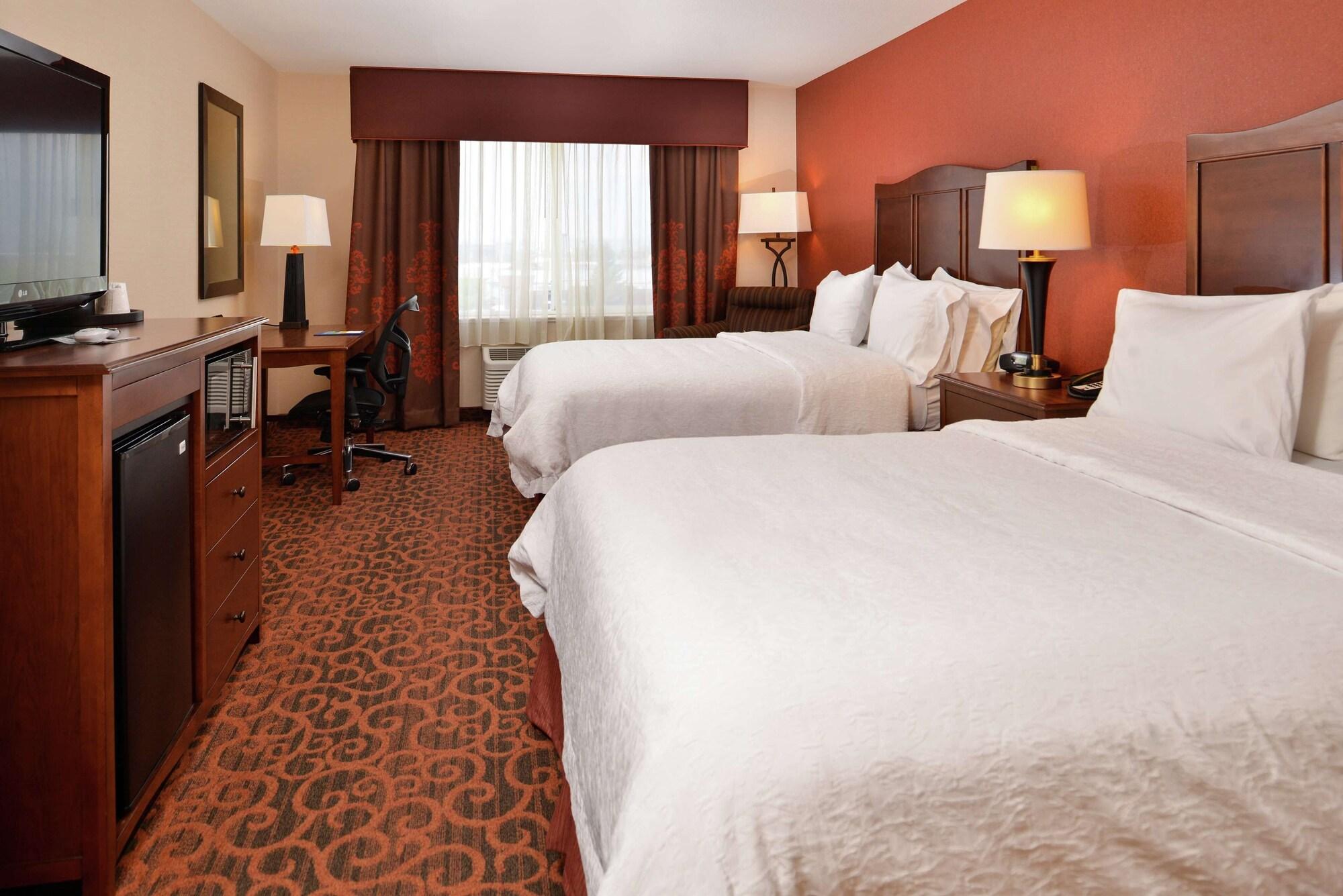 Hampton Inn Idaho Falls / Airport Экстерьер фото