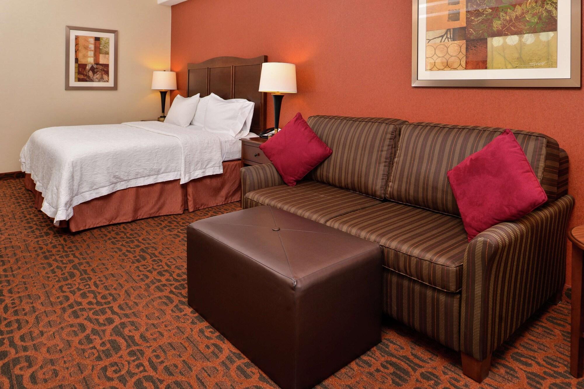 Hampton Inn Idaho Falls / Airport Экстерьер фото
