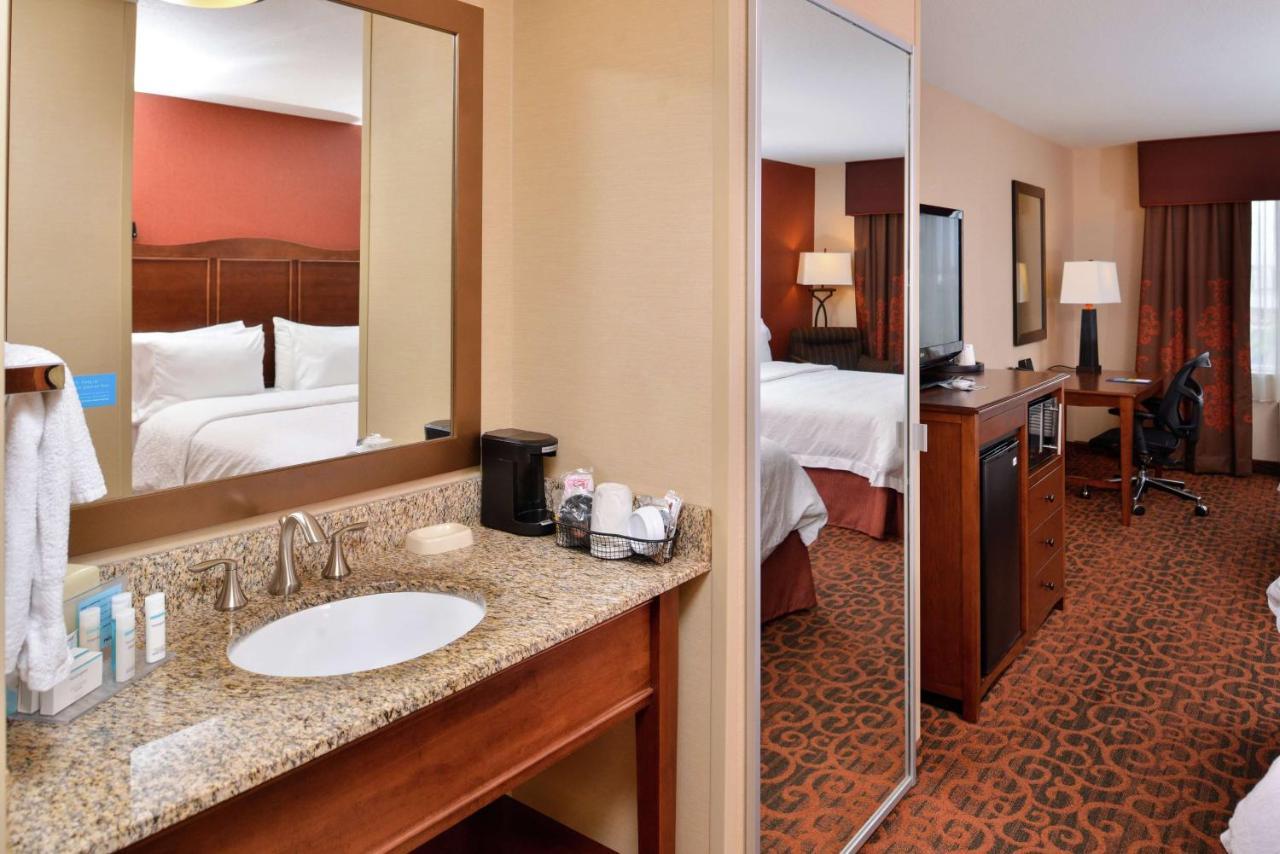 Hampton Inn Idaho Falls / Airport Экстерьер фото